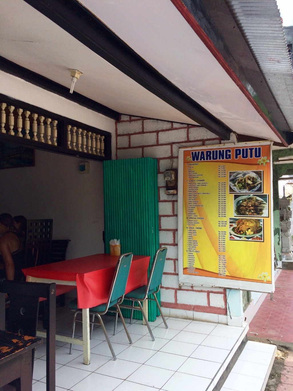 Warung Putu - Lovina Beach